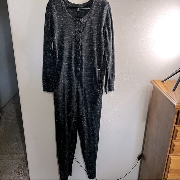 Volcom Lived In Long Jam Jams Heathered Romper - Picture 4 of 13